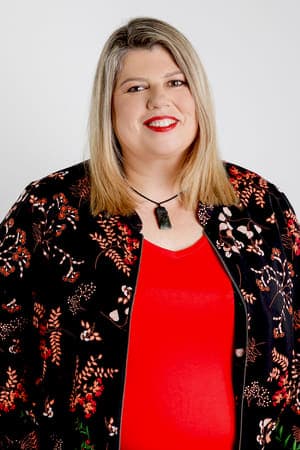 Urzila Carlson: Overqualified Loser
