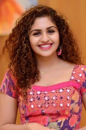 Oru Adaar Love