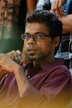 Neelakasham Pachakadal Chuvanna Bhoomi