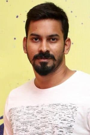 Iruttu Araiyil Murattu Kuthu
