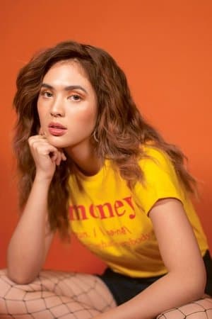 She's Dating the Gangster